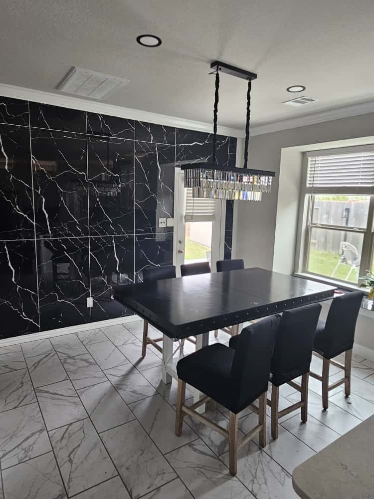 100 Wedgewood Trace Lane La Porte, TX 77571 - Photo 6 of 17 a living room with chairs and a table
