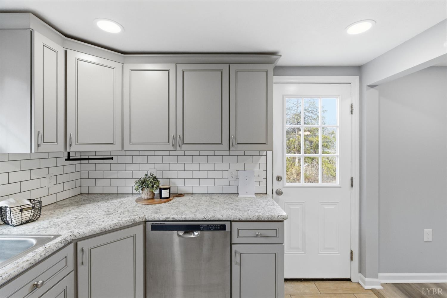 1194 Pumping Station Road Appomattox, VA 24522 - Photo 10 of 27