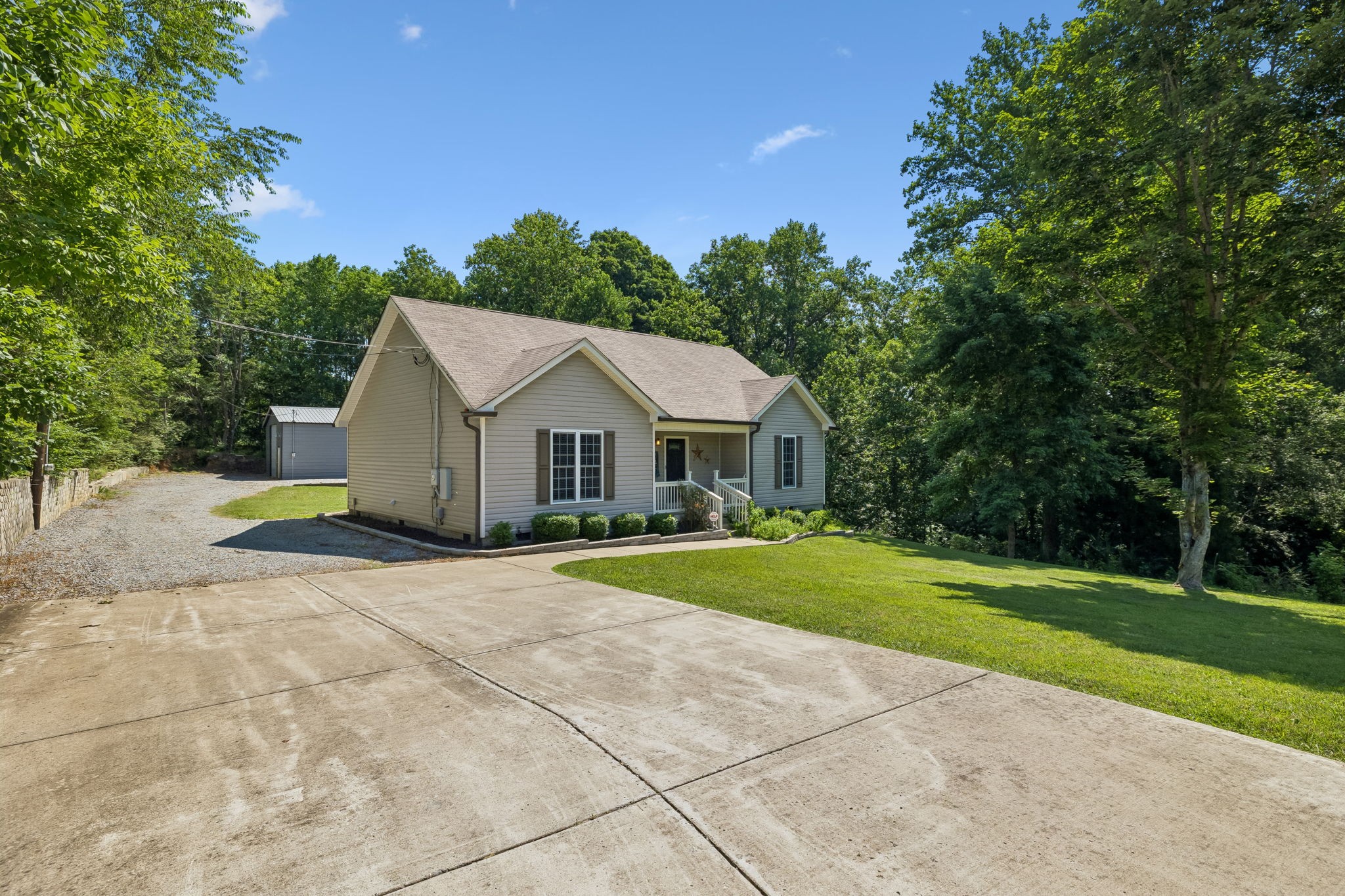1179 Abernathy Road Ashland City, TN 37015 - Photo 2 of 35