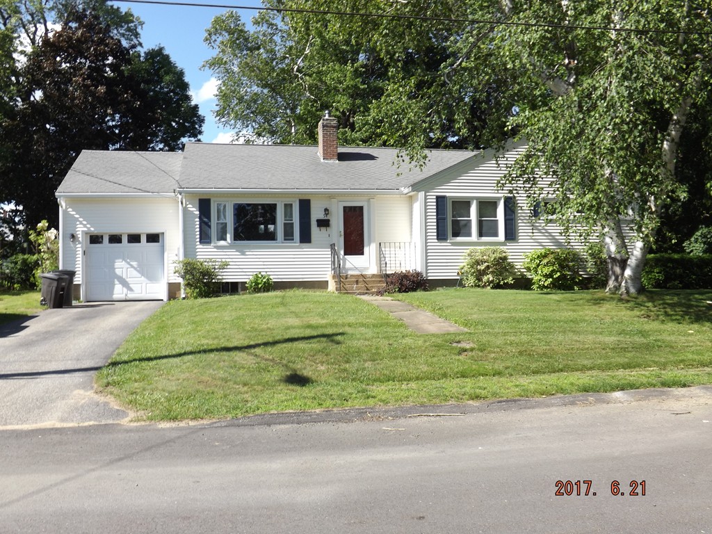 54 Rouville Avenue Gardner, MA 01440 - Photo 1 of 11 Gallery Image 1