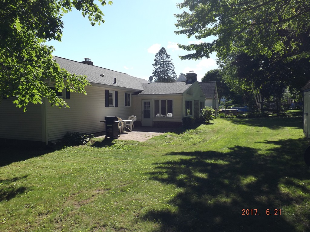 54 Rouville Avenue Gardner, MA 01440 - Photo 5 of 11 Gallery Image 5