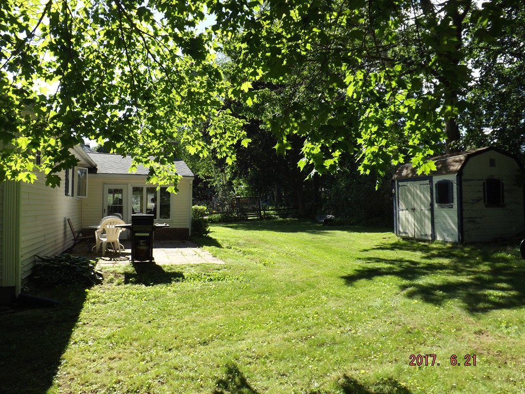 54 Rouville Avenue Gardner, MA 01440 - Photo 6 of 11 Gallery Image 6