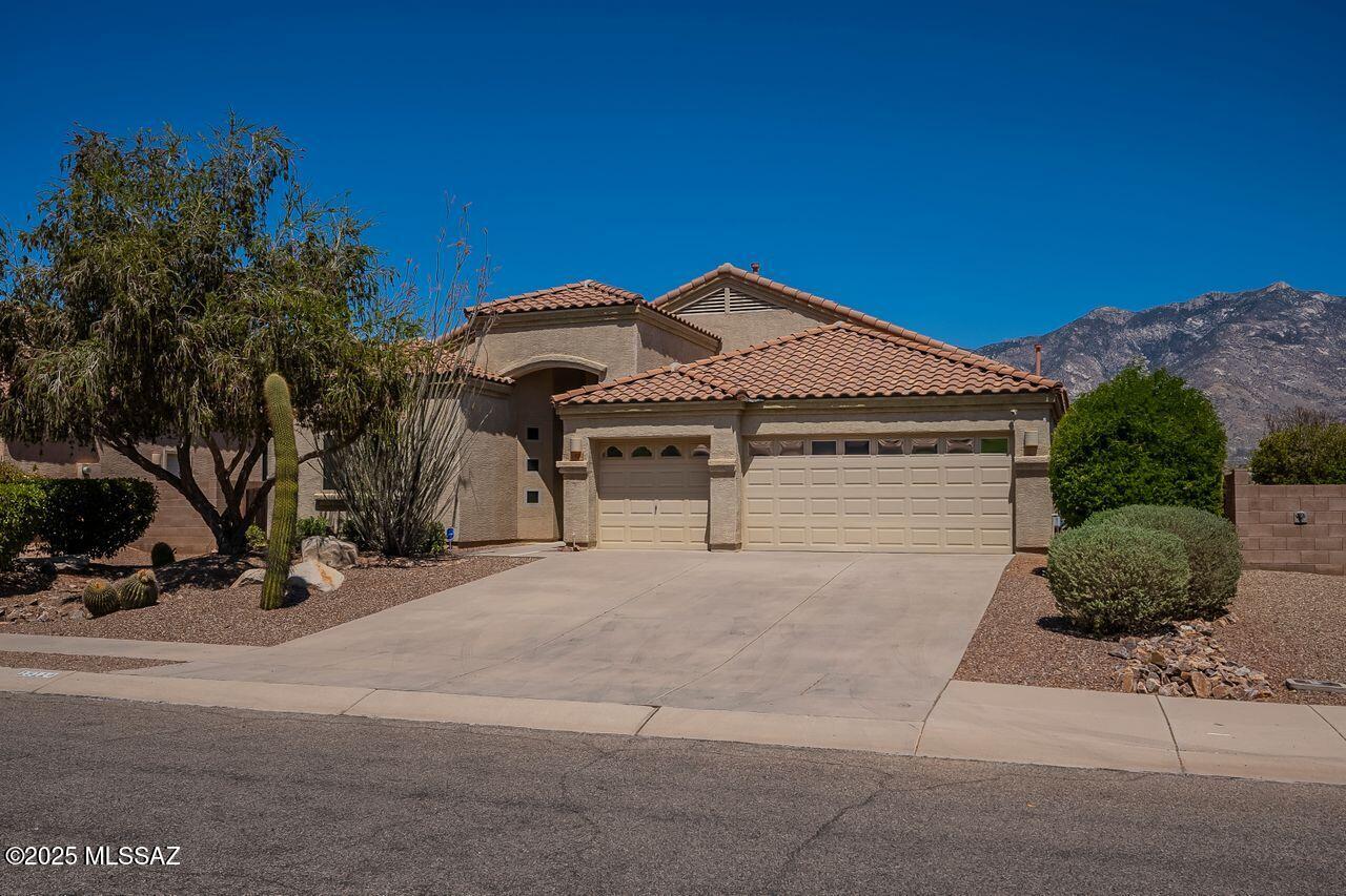 15114 North Rugged Lark Drive Tucson, AZ 85739 - Photo 2 of 49