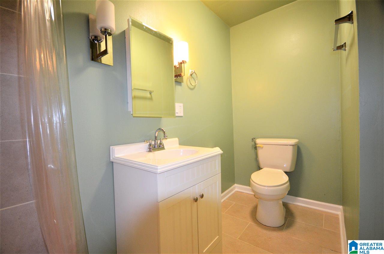 109 Hickory Avenue Southwest Cullman, AL 35055 - Photo 18 of 27