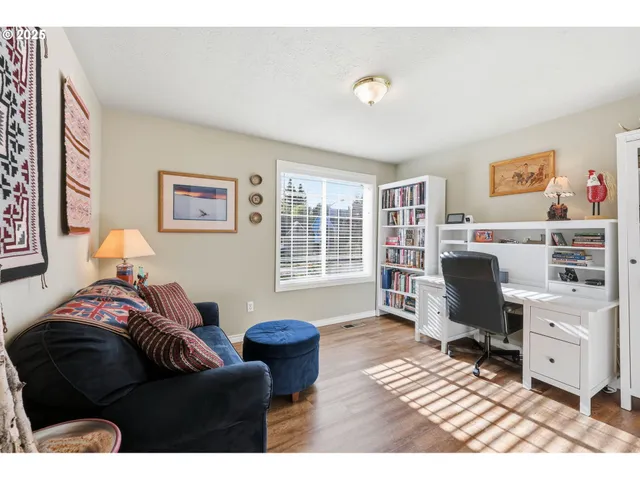 $520,000 | 1691 Northeast Coburn Drive, McMinnville, OR 97128