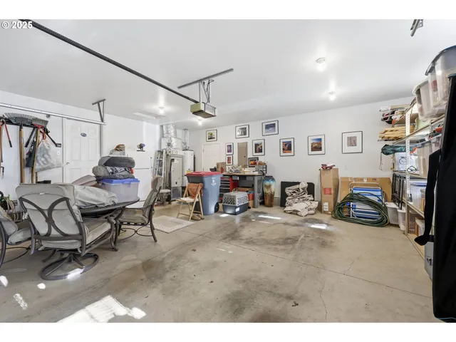 $520,000 | 1691 Northeast Coburn Drive, McMinnville, OR 97128