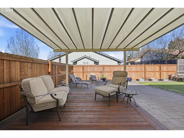 $520,000 | 1691 Northeast Coburn Drive, McMinnville, OR 97128