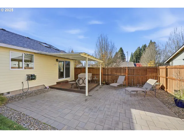 $520,000 | 1691 Northeast Coburn Drive, McMinnville, OR 97128