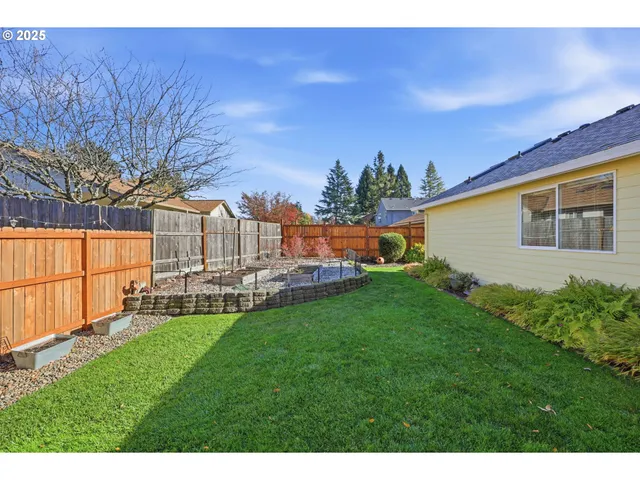 $520,000 | 1691 Northeast Coburn Drive, McMinnville, OR 97128