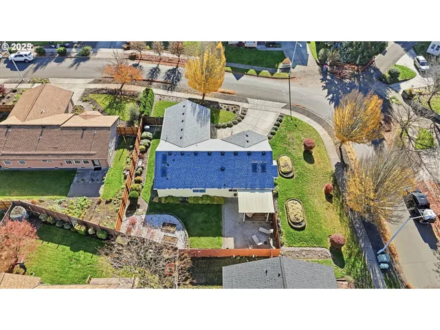 $520,000 | 1691 Northeast Coburn Drive, McMinnville, OR 97128