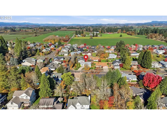 $520,000 | 1691 Northeast Coburn Drive, McMinnville, OR 97128