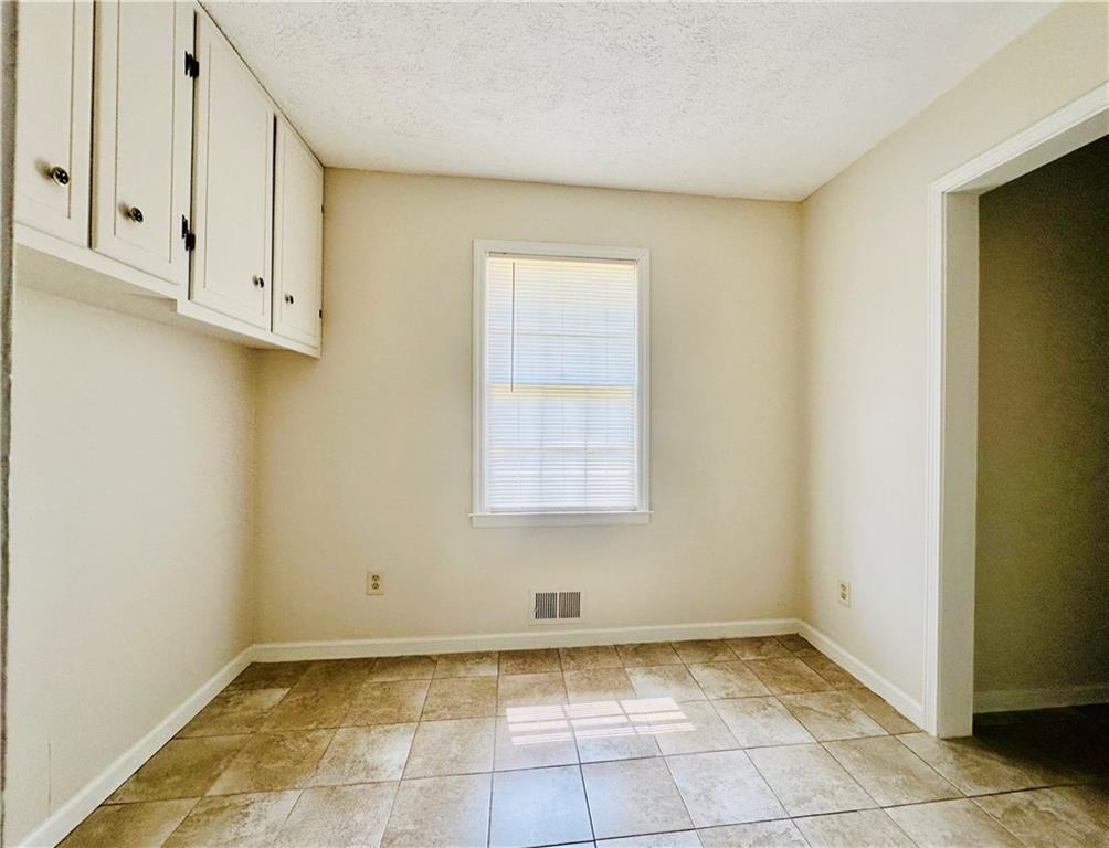 177 Old Rosser Road Stone Mountain, GA 30087 - Photo 17 of 26