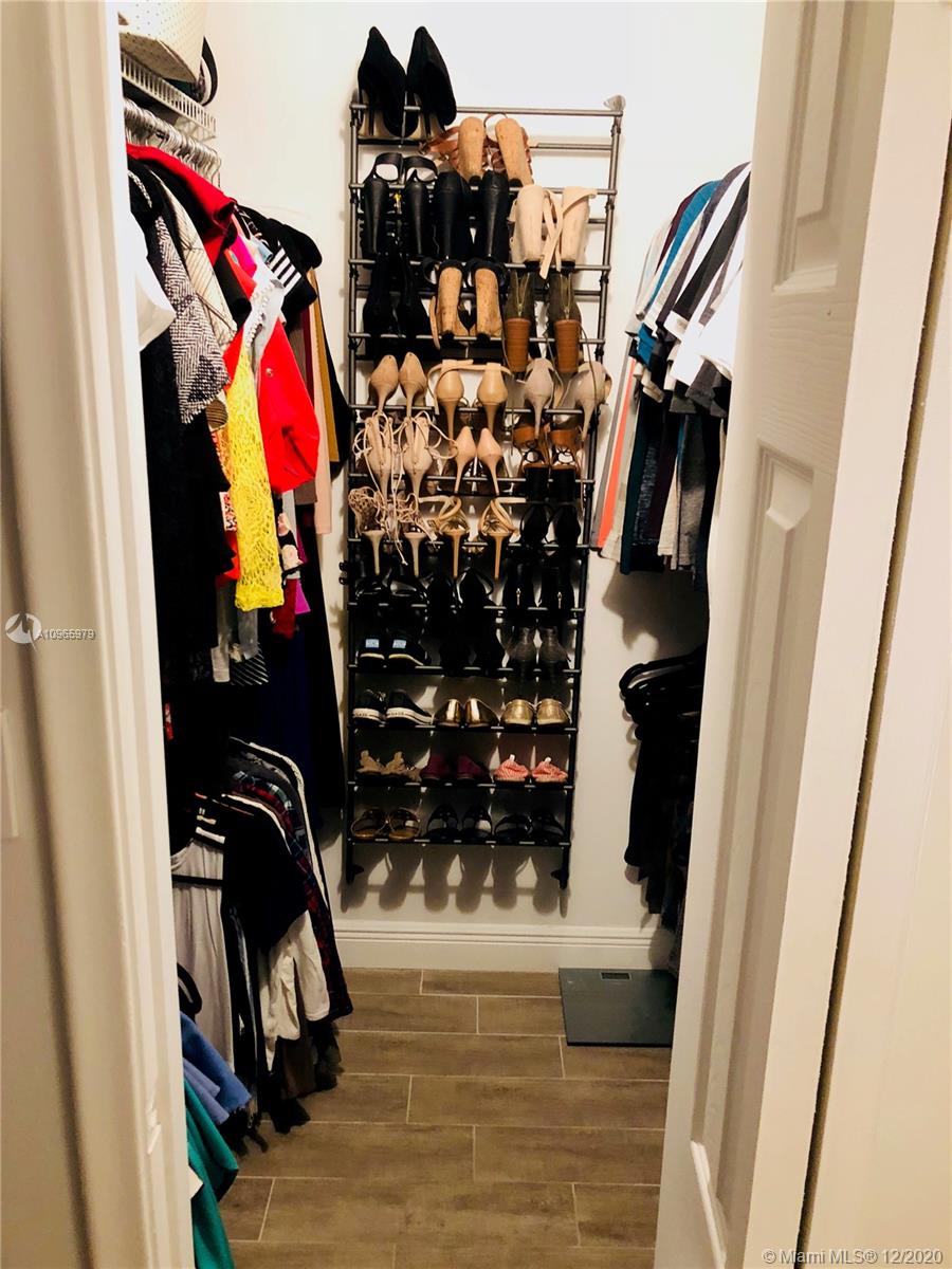 11554 Southwest 109th Road, Unit 34W Miami, FL 33176 - Photo 13 of 18