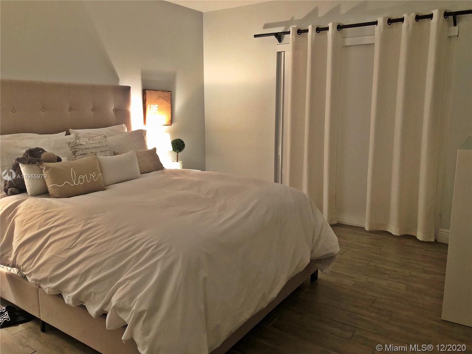 11554 Southwest 109th Road, Unit 34W Miami, FL 33176 - Photo 9 of 18
