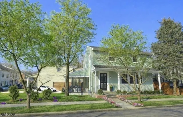 $1,300,000 | 10 Perry Street, Lambertville, NJ 08530