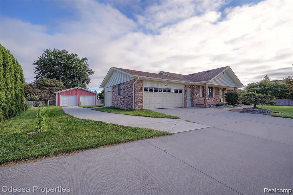 16185 24 Mile Road Macomb, MI 48042 - Photo 2 of 39