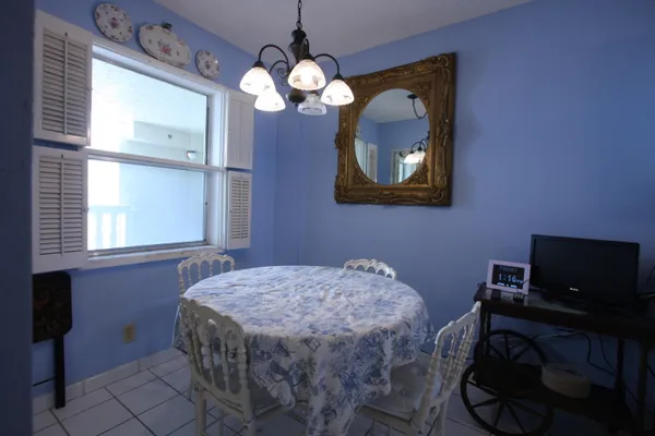 $170,000 | 6768 10th Avenue North, Unit 303, Lake Worth, FL 33467