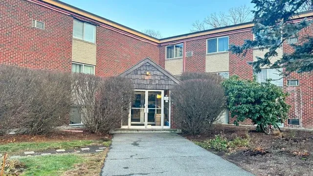 $1,800 | 17 Weld Street, Unit 37, Framingham, MA 01702