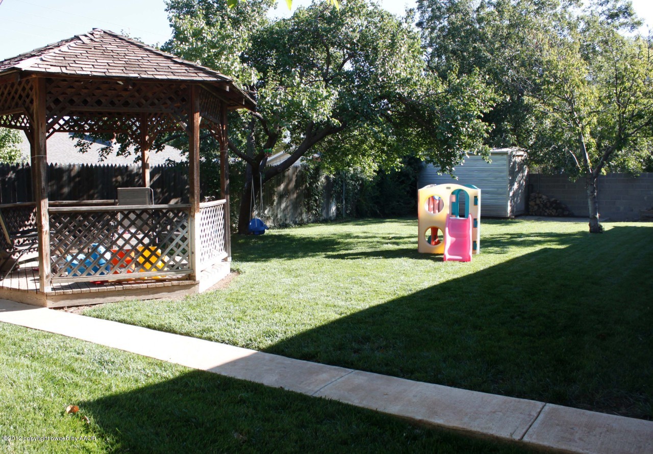 6104 Jameson Road Amarillo, TX 79106 - Photo 33 of 36 a view of a park