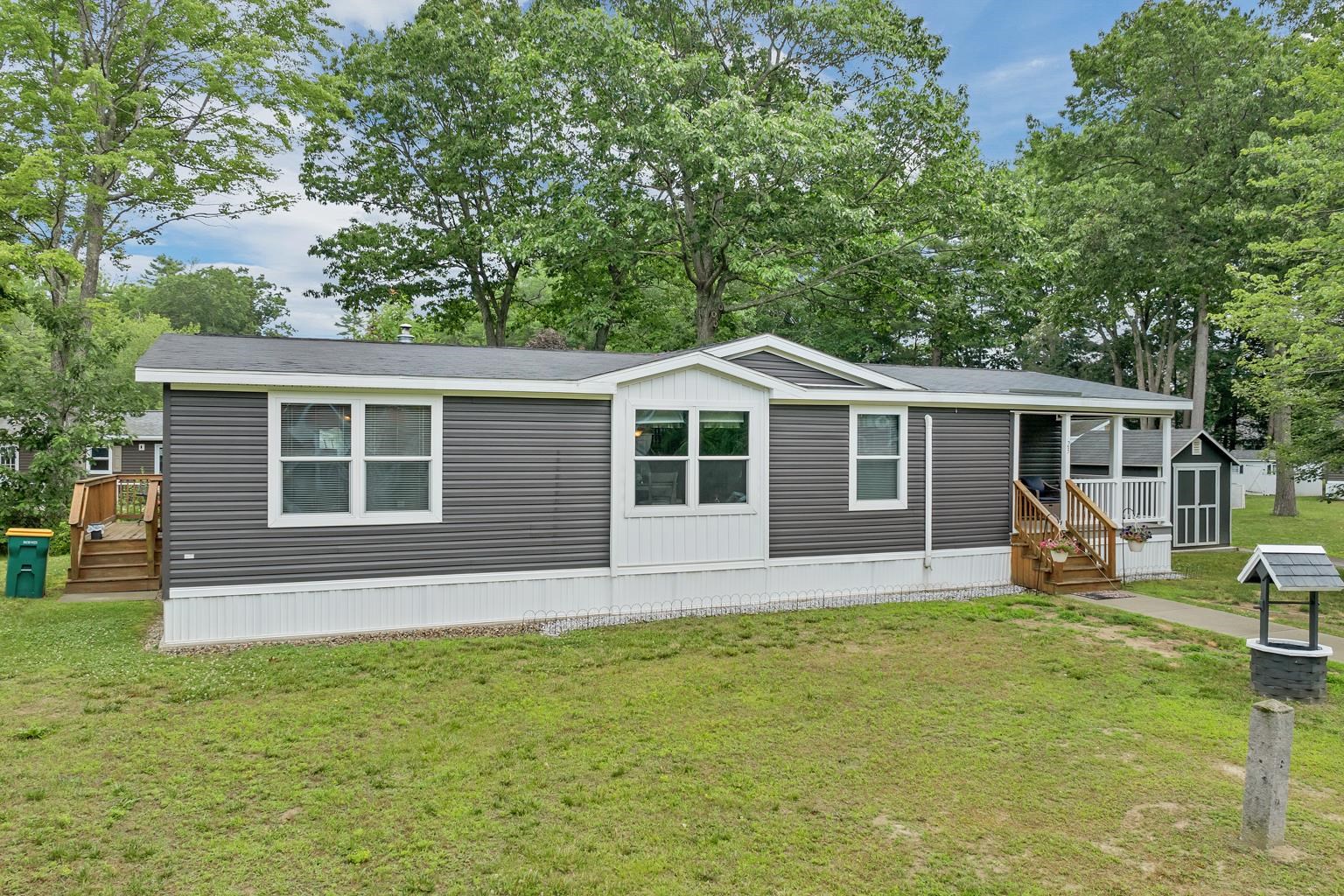 23 South Cranberry Rochester, NH 03867 - Photo 1 of 24