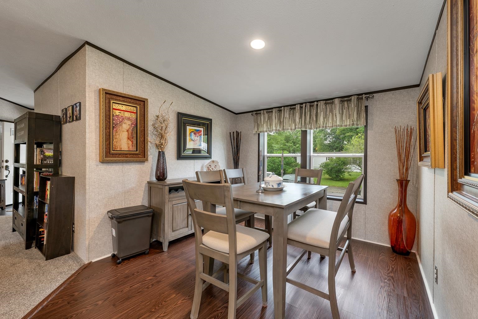 23 South Cranberry Rochester, NH 03867 - Photo 8 of 24