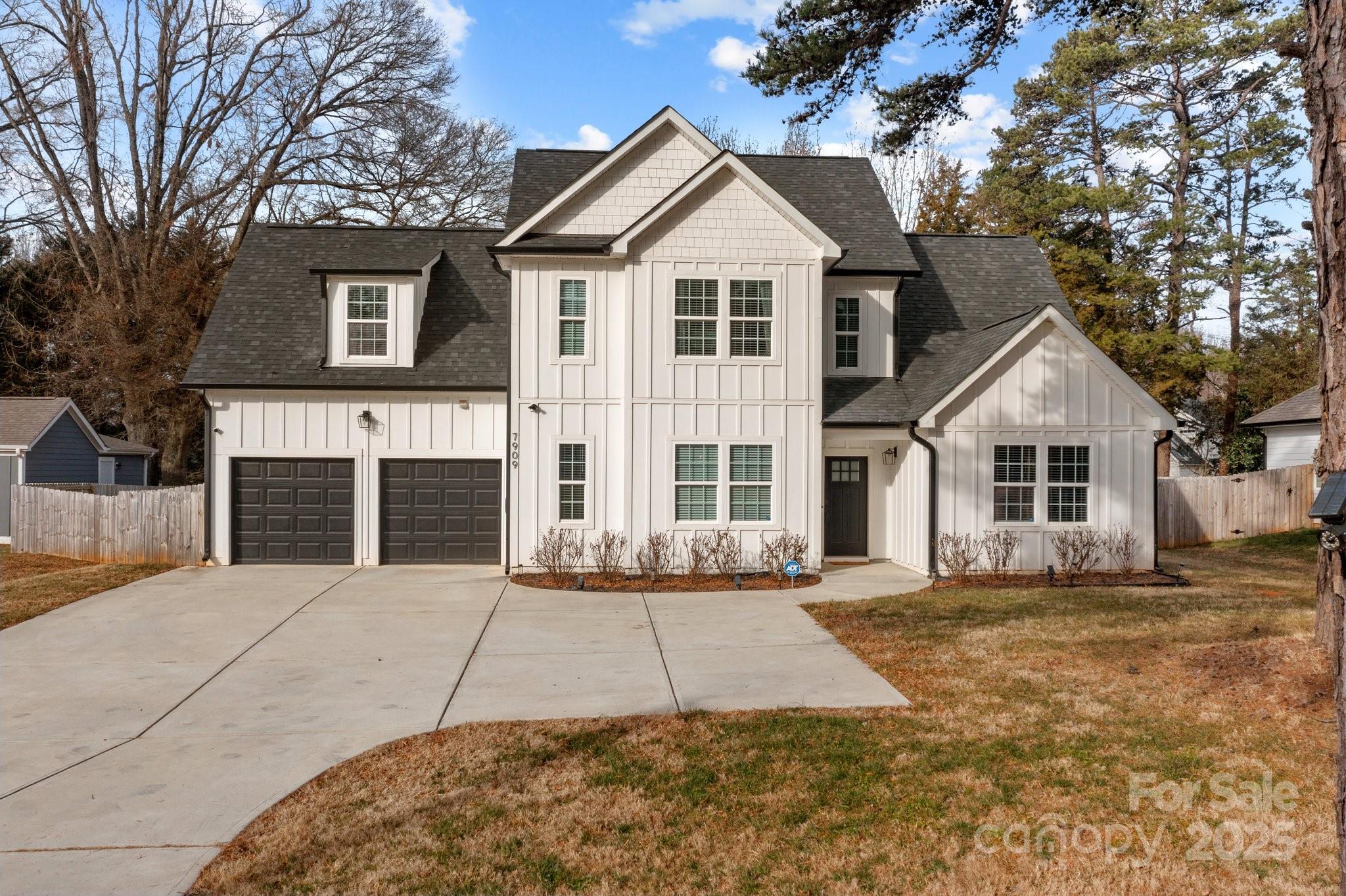 7909 Reames Road Charlotte, NC 28216 - Photo 1 of 45 Gallery Image 1