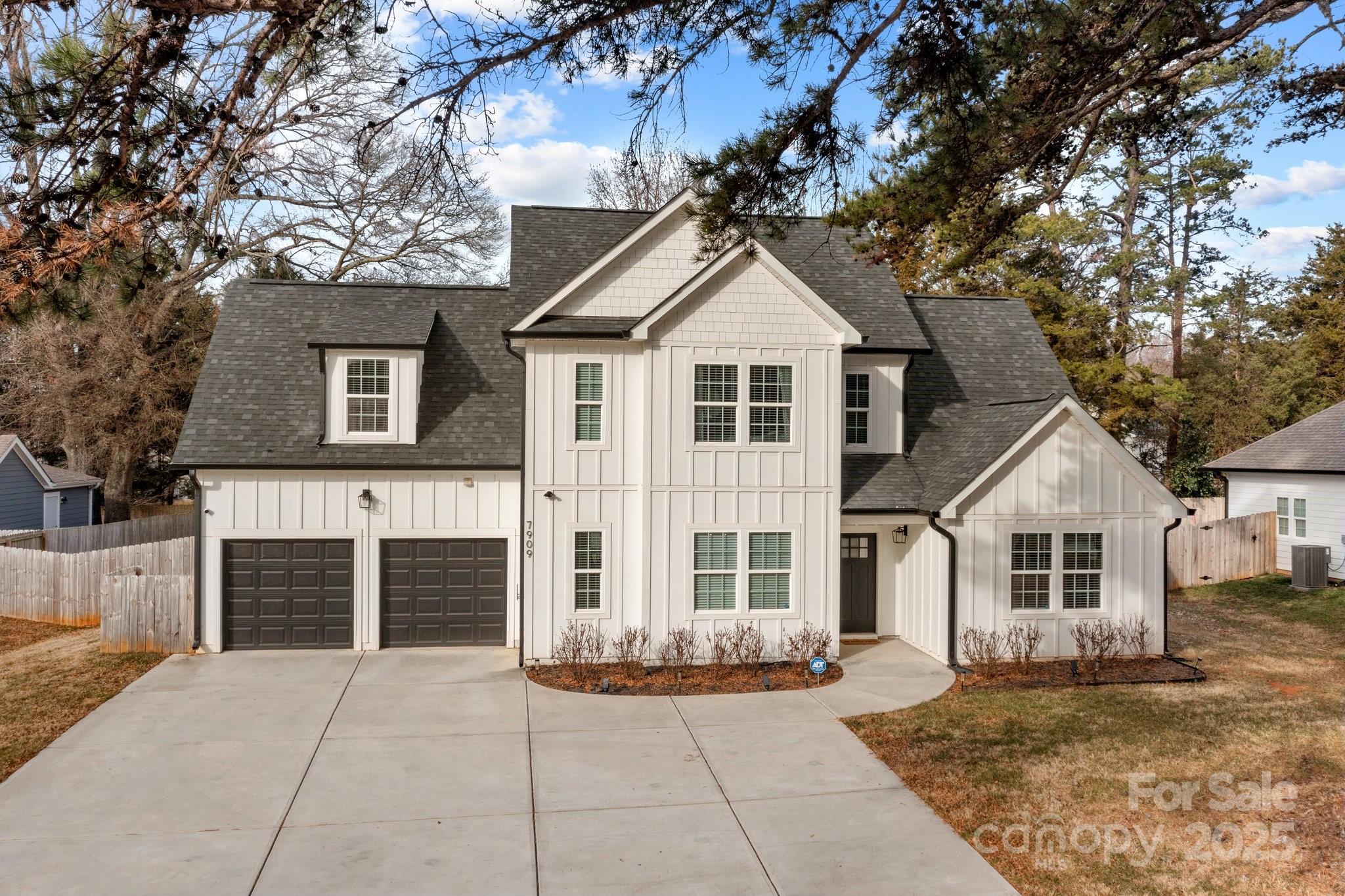 7909 Reames Road Charlotte, NC 28216 - Photo 3 of 45 Gallery Image 3