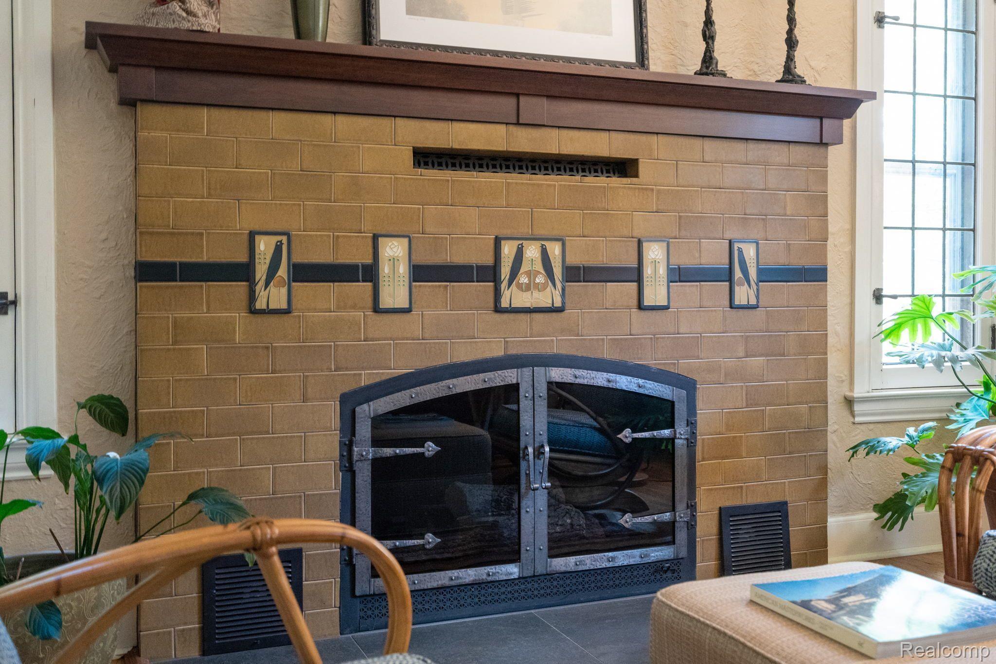 18 Sylvan Avenue Pleasant Ridge, MI 48069 - Photo 8 of 56 Motawi tile gas fireplace