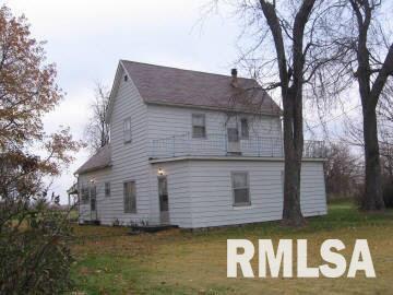17109 Ewing Road Ewing, IL 62836 - Photo 1 of 3