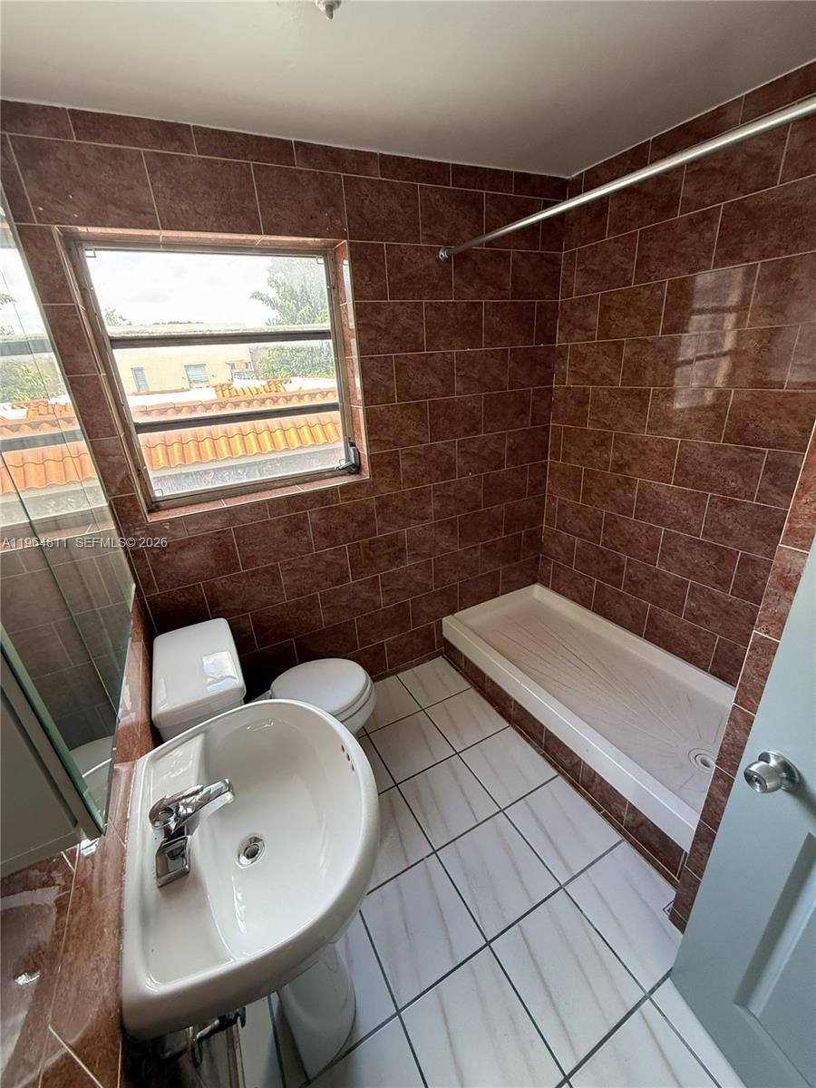 1880 Southwest 9th Street, Unit 2 Miami, FL 33135 - Photo 13 of 19