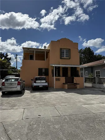 $2,100 | 1880 Southwest 9th Street, Unit 2, Miami, FL 33135