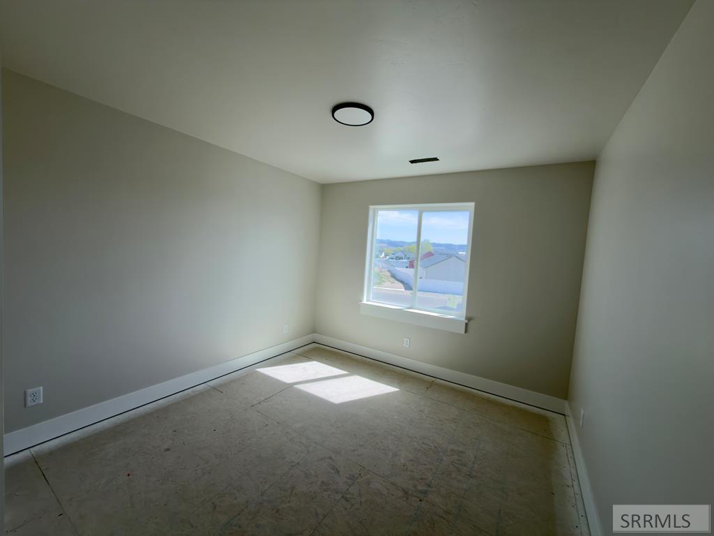 1018 Alpine Avenue Chubbuck, ID 83202 - Photo 17 of 28