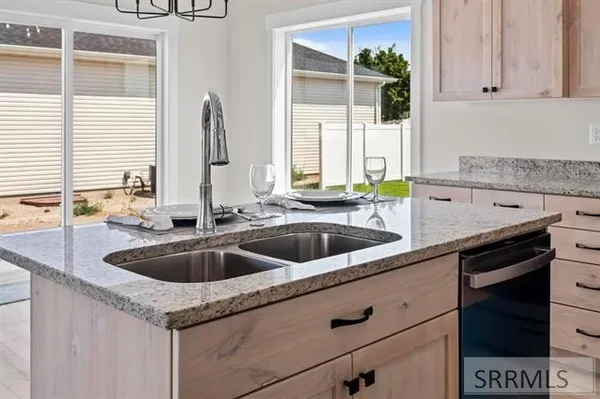 $429,900 | 1018 Alpine Avenue, Chubbuck, ID 83202