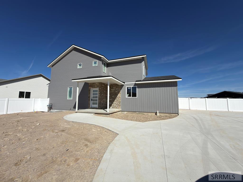 1018 Alpine Avenue Chubbuck, ID 83202 - Photo 2 of 28