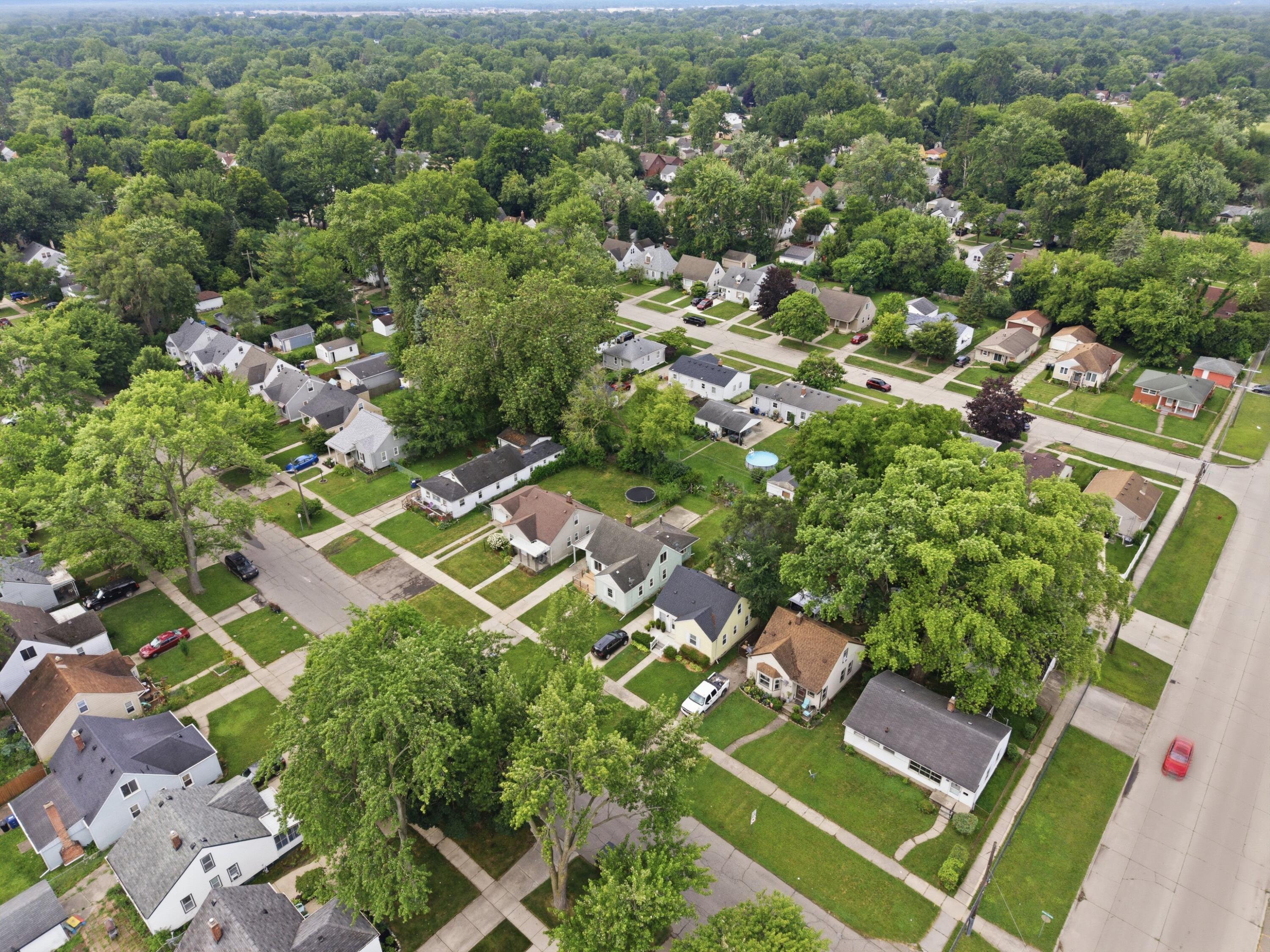 15943 Kinloch Street Redford, MI 48239 - Photo 34 of 35 DJI_20260706103823_0029_D