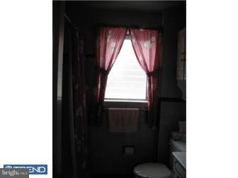 409 Lawrence Road Havertown, PA 19083 - Photo 7 of 10 Bathroom