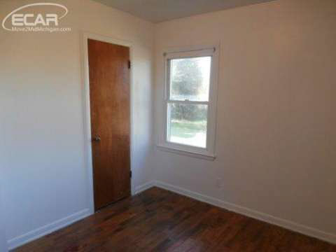 3901 East Wilkinson Road Owosso, MI 48867 - Photo 10 of 12 20424110-9.JPG