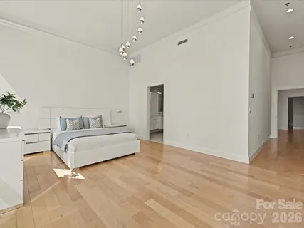$1,390,000 | 127 North Tryon Street, Unit 509, Charlotte, NC 28246