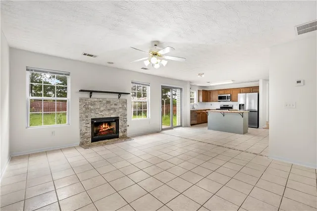 $2,500 | 3740 Crescent Walk Lane Northeast, Suwanee, GA 30024