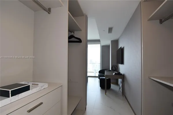 $20,000 | 18975 Collins Avenue, Unit 2003, Sunny Isles Beach, FL 33160