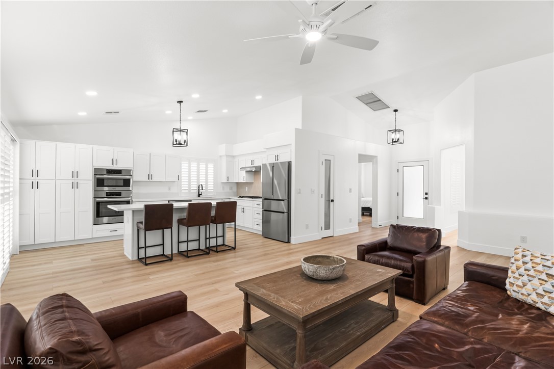 225 Misty Garden Street Henderson, NV 89012 - Photo 4 of 29