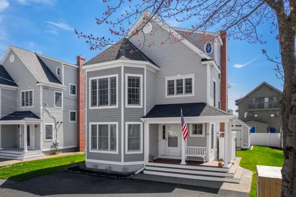 $1,595,000 | 158 South Tibbetts Avenue, Wells, ME 04090