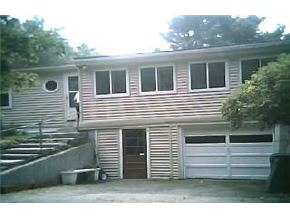 454 Mammoth Road Londonderry, NH 03053 - Photo 2 of 7