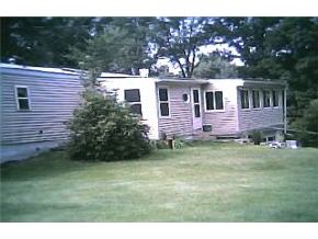 454 Mammoth Road Londonderry, NH 03053 - Photo 3 of 7