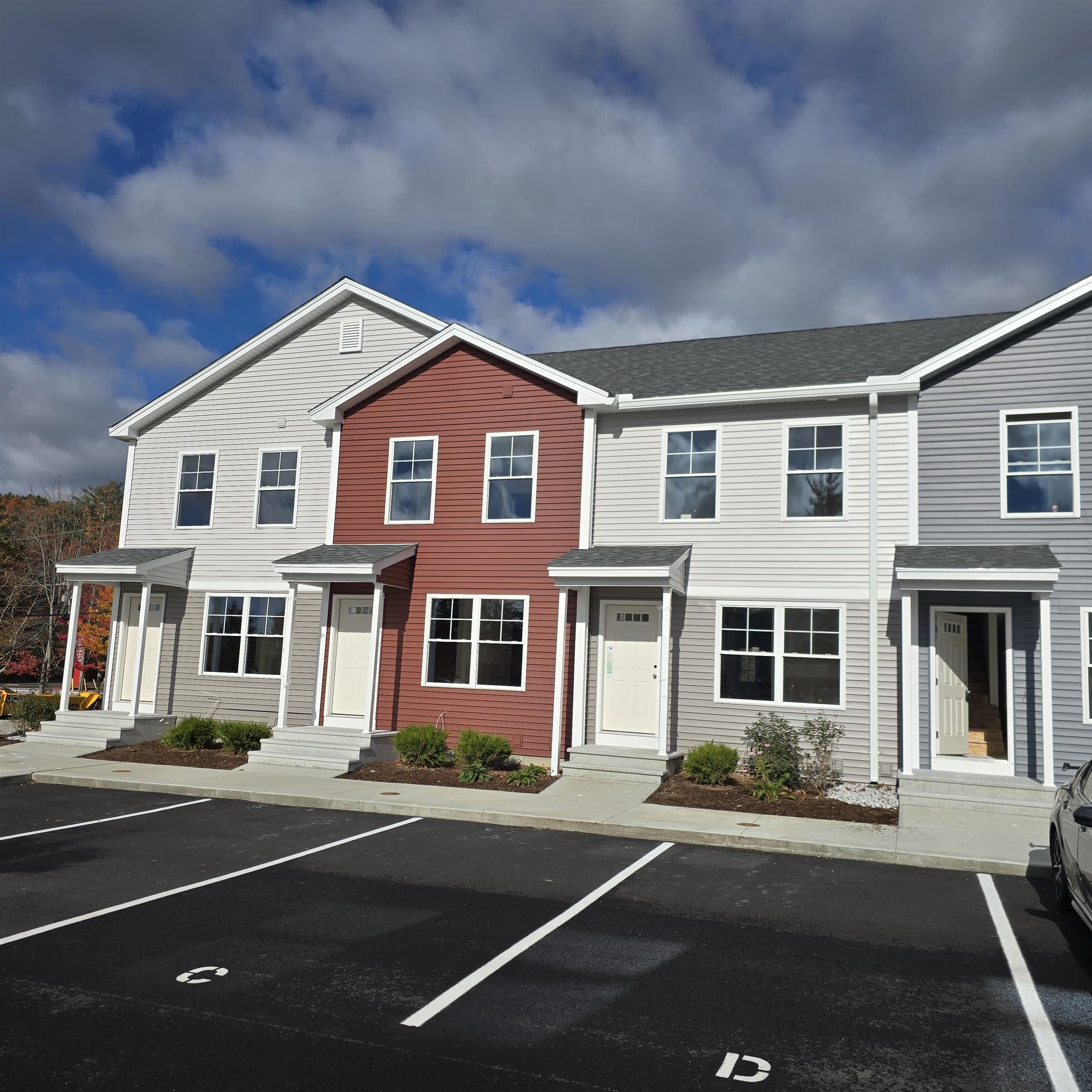 5 Meg Way, Unit E Hooksett, NH 03106 - Photo 2 of 41