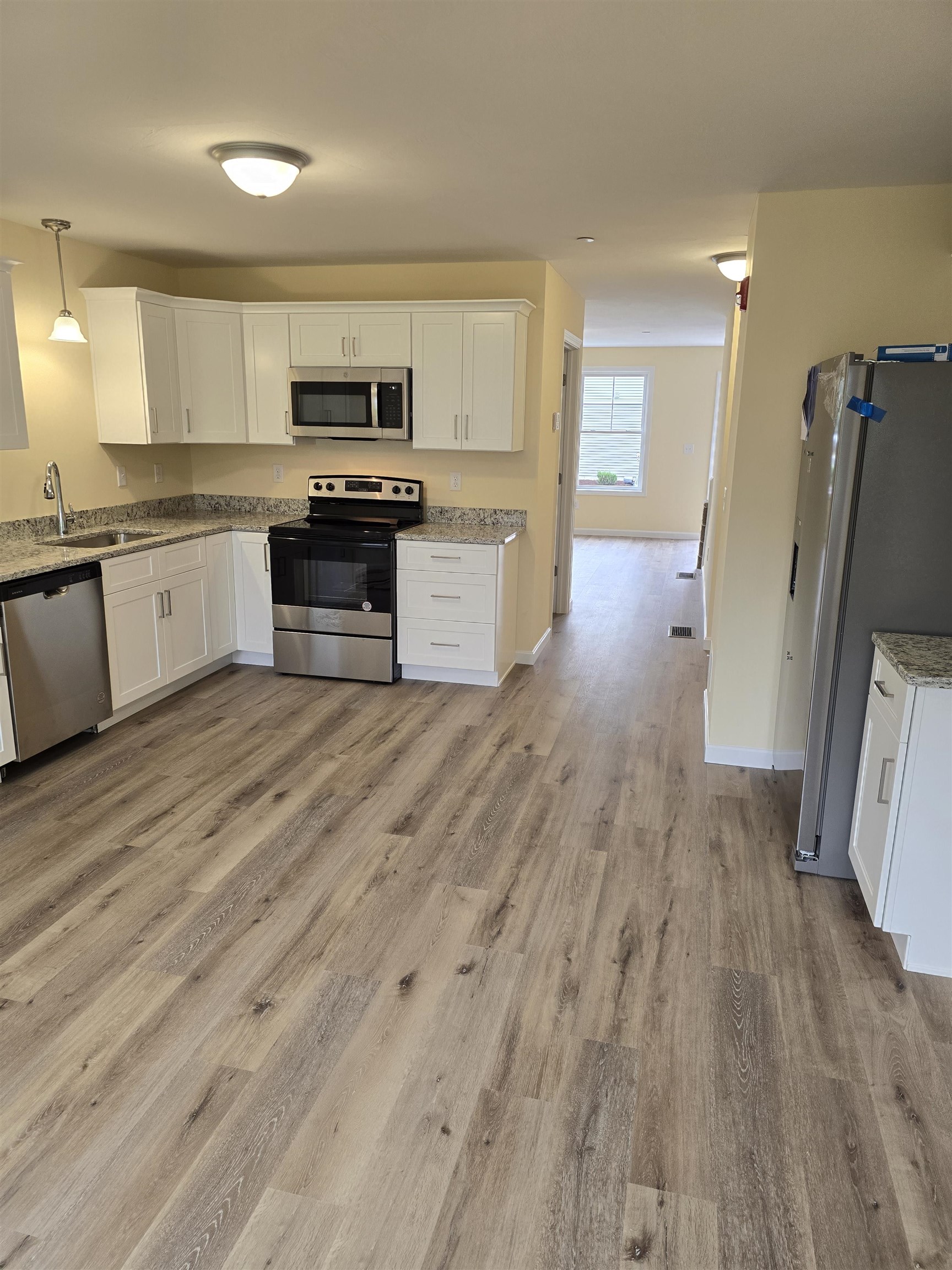 5 Meg Way, Unit E Hooksett, NH 03106 - Photo 22 of 41