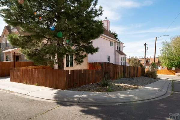 $244,900 | 233 Nelson Avenue, Pueblo, CO 81004