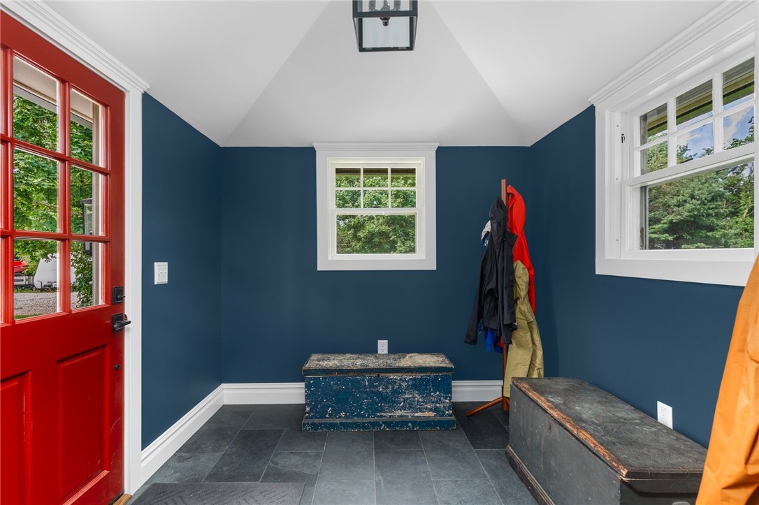 1157 Tuckertown Road South Kingstown, RI 02879 - Photo 11 of 48