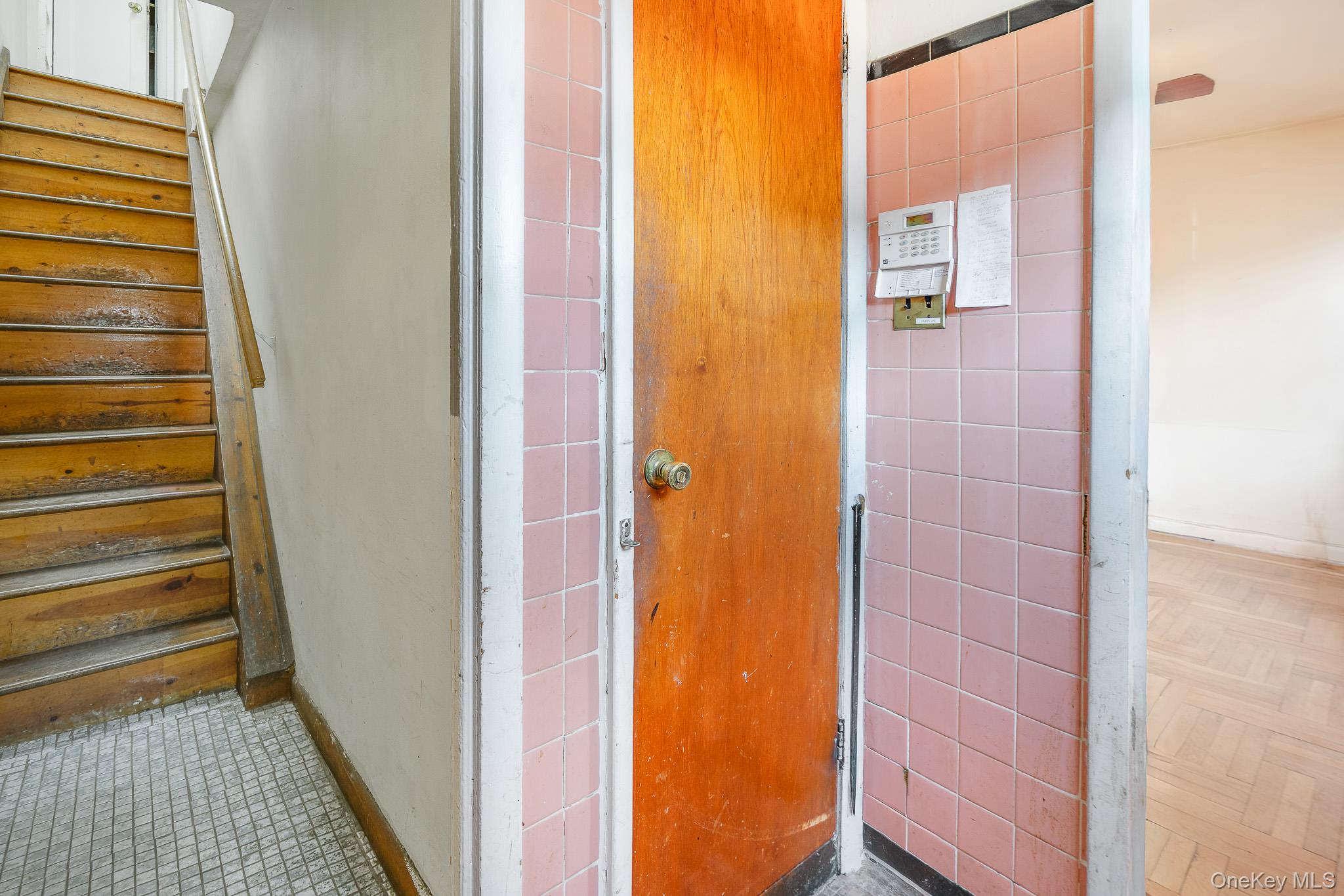 2437 Buck Street Bronx, NY 10461 - Photo 5 of 38 a view of a bathroom