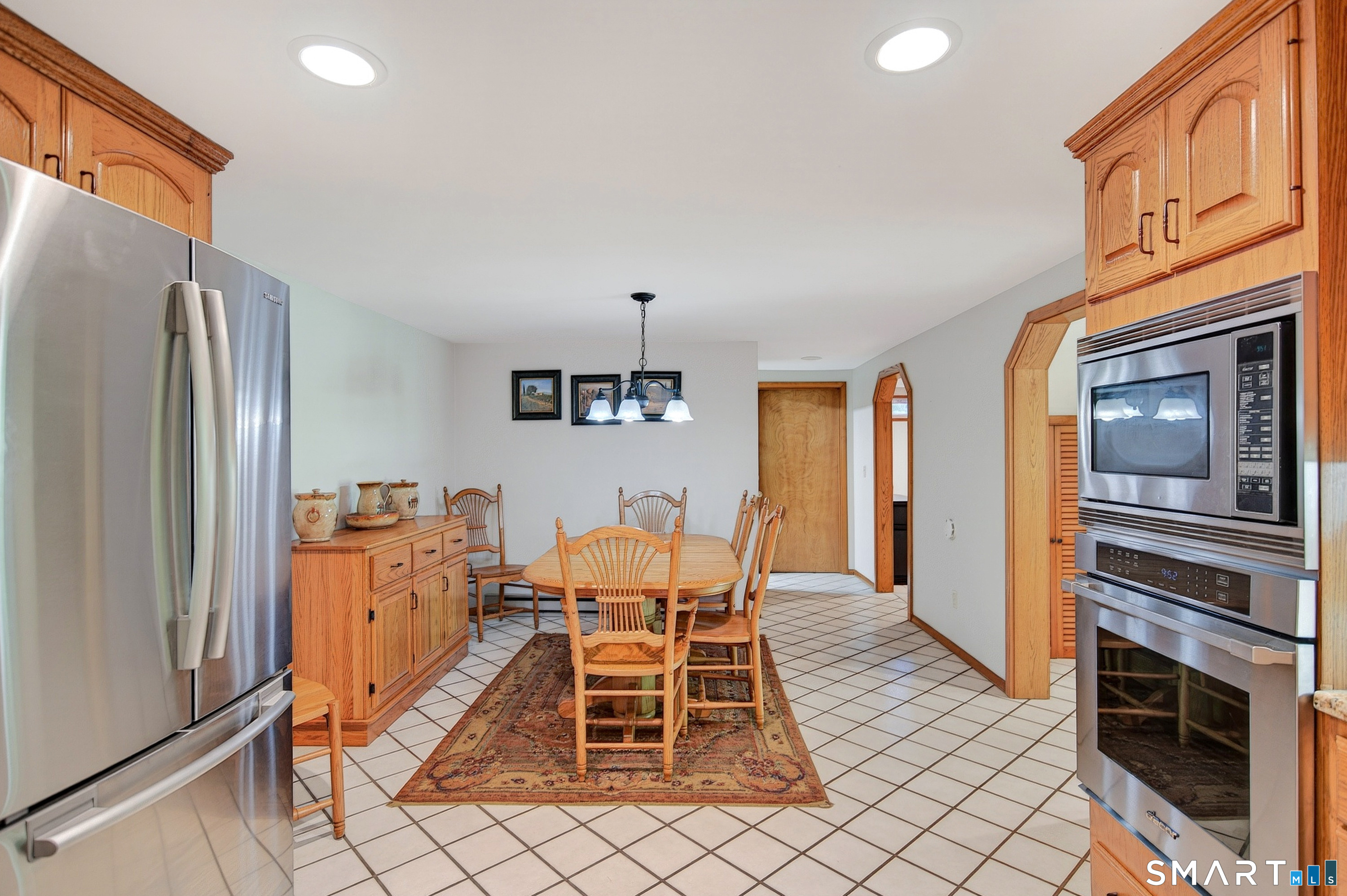 238 Pine Hill Road New Fairfield, CT 06812 - Photo 16 of 34